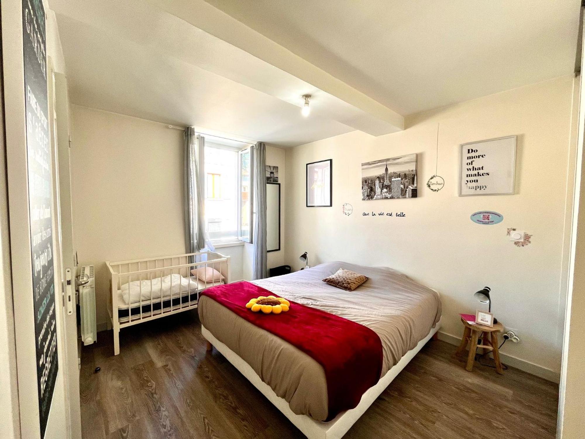 Appartement La Casa du p'tit père 2 adultes et 2 ou 3 enfants à Rives  Extérieur photo