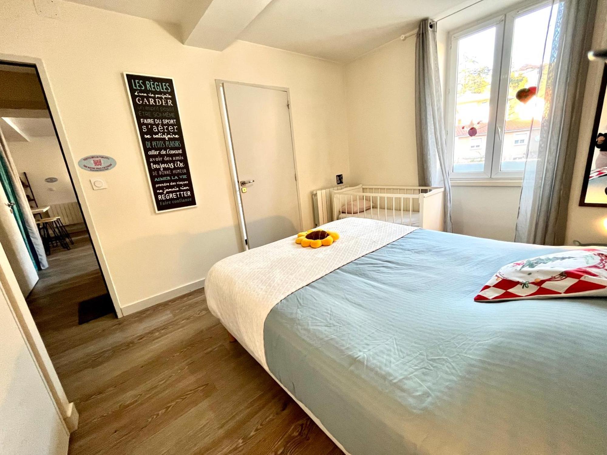 Appartement La Casa du p'tit père 2 adultes et 2 ou 3 enfants à Rives  Extérieur photo